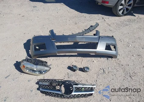 2010 Mercedes-Benz Glk 350 4Matic z USA, uszkodzony, nr VIN WDCGG8HB8AF396055